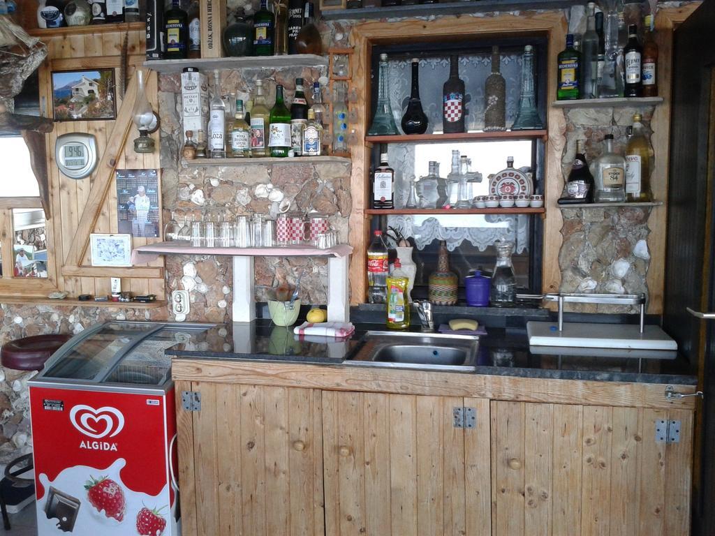 Apartmani Slavko Tuka Orebić Rum bild